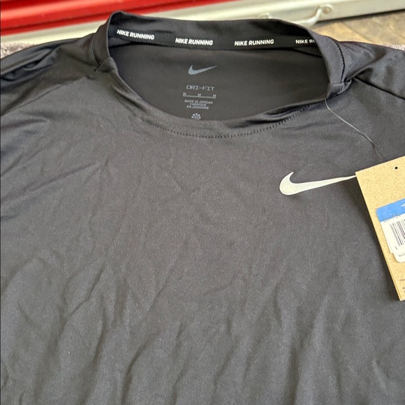 Nike Men's Charcoal Long Sleeve Tee brand new with tag size medium long sleeve - Picture 2 of 12